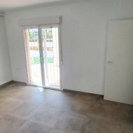 Resale - Villa -
Catral