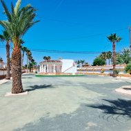 Resale - Villa -
Catral