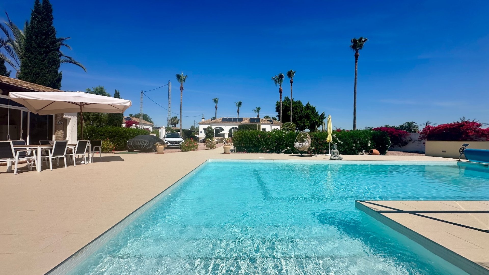 Resale - Villa -
Catral