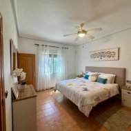 Resale - Villa -
Catral