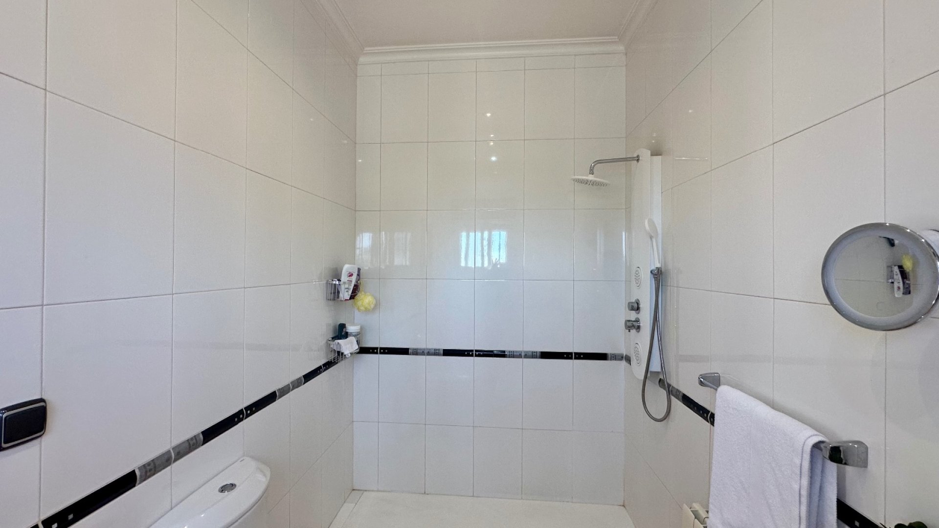 Resale - Villa -
Catral