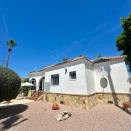 Resale - Villa -
Catral