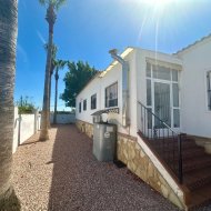 Resale - Villa -
Catral
