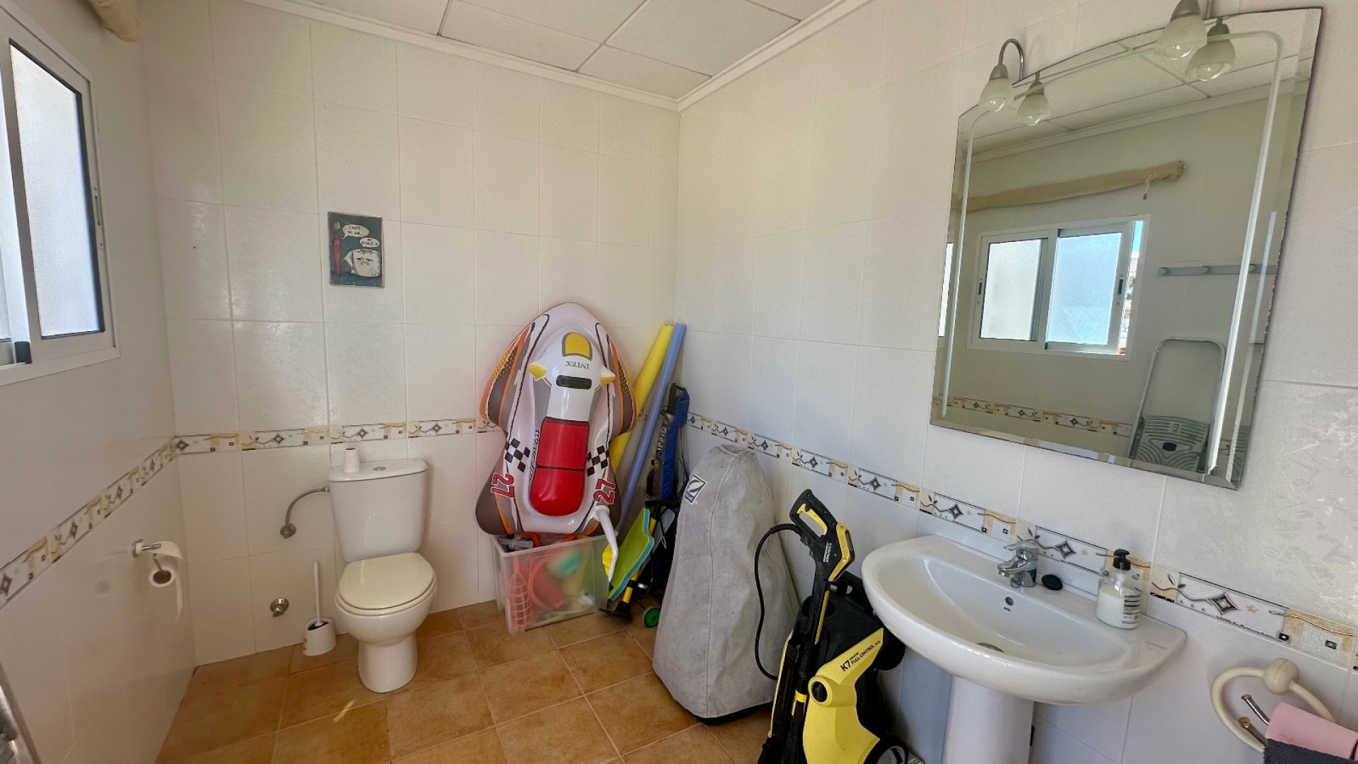 Resale - Villa -
Catral