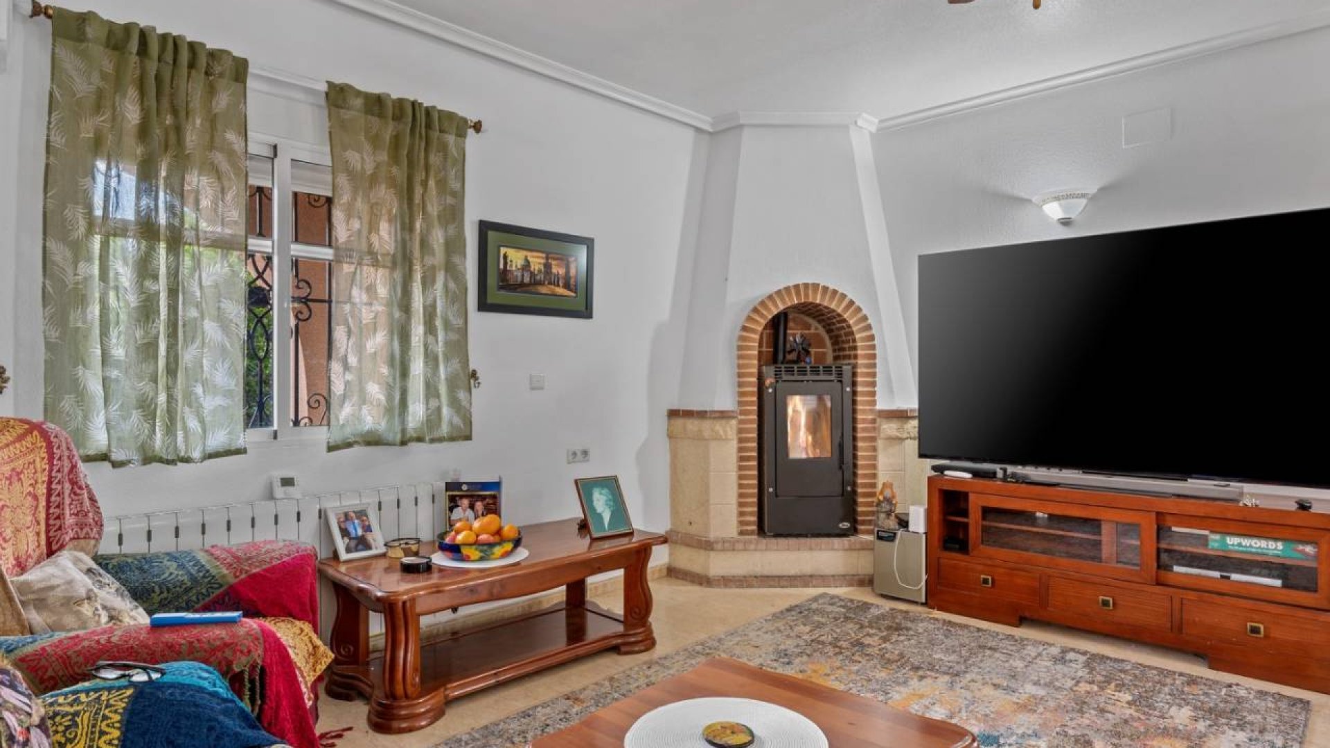 Resale - Villa -
Catral
