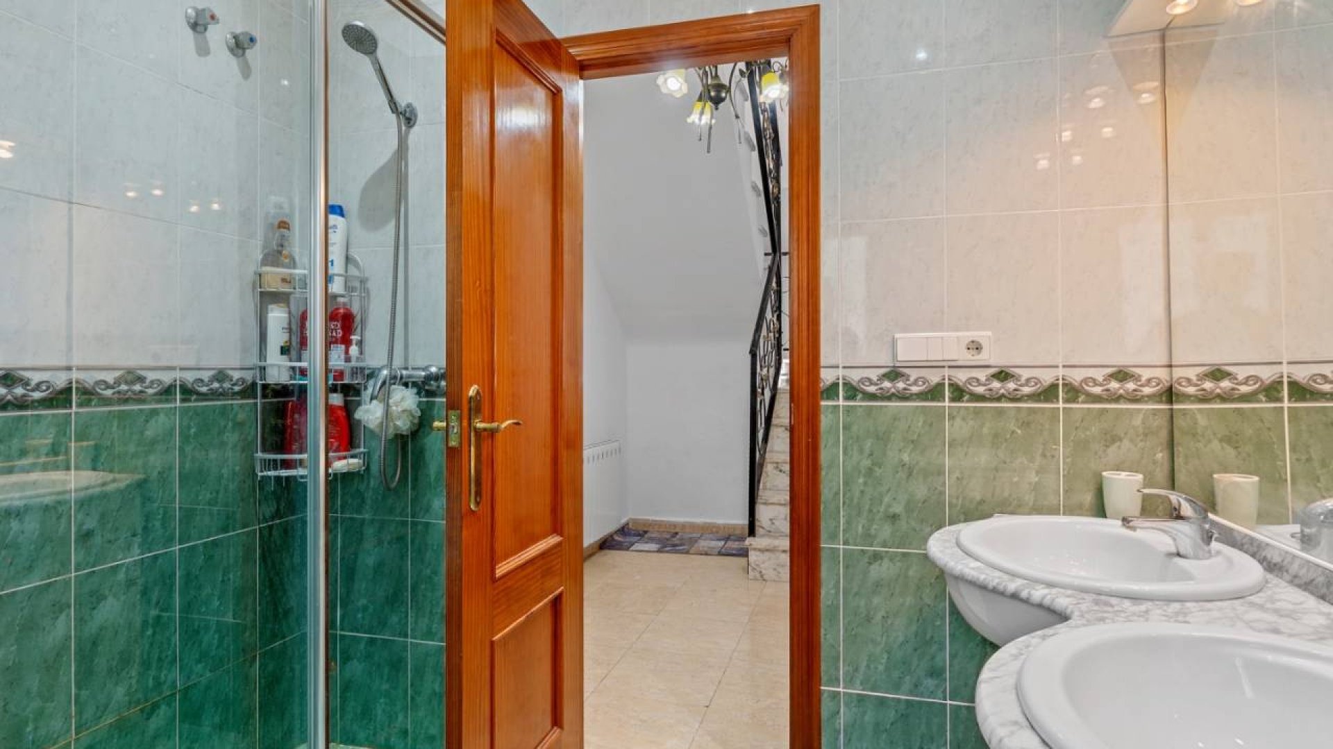 Resale - Villa -
Catral