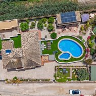 Resale - Villa -
Catral