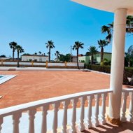 Resale - Villa -
Catral