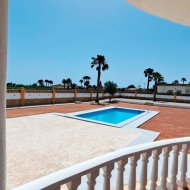 Resale - Villa -
Catral