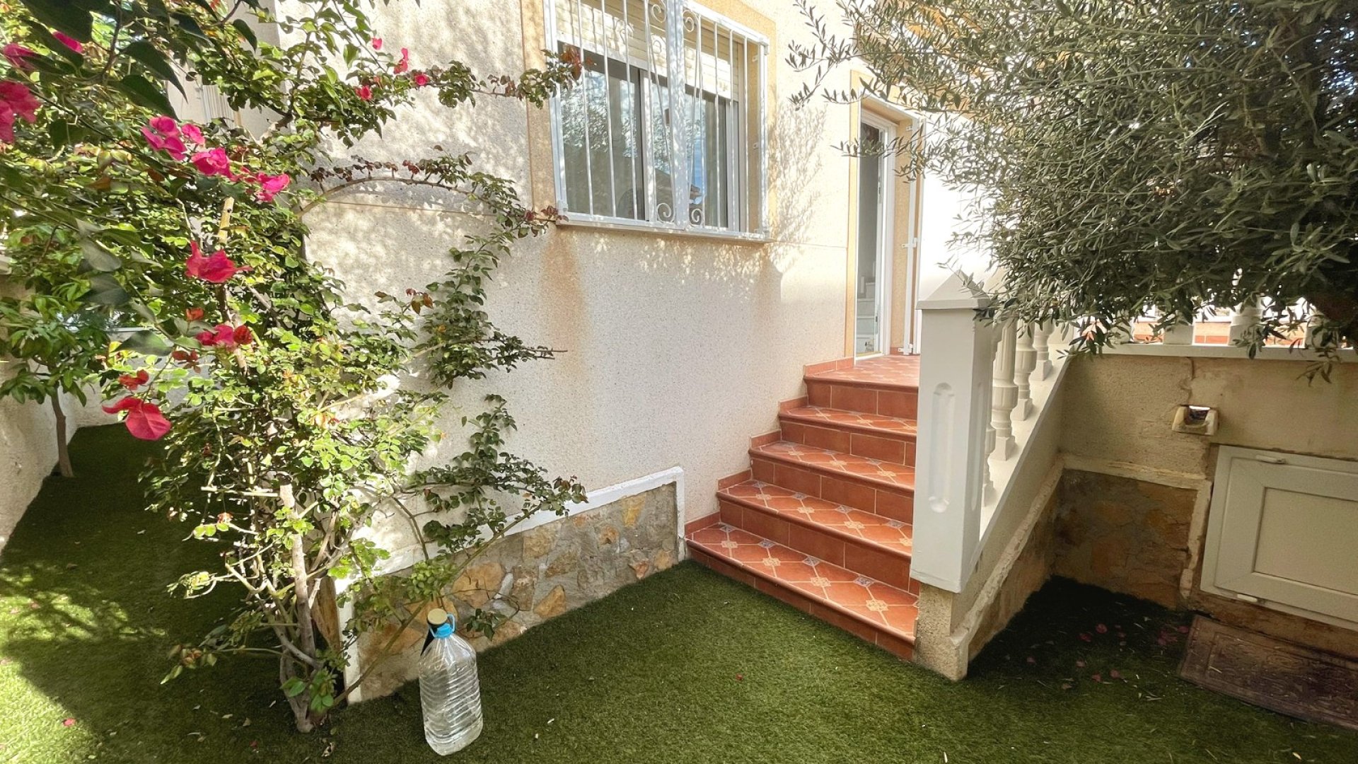 Resale - Villa -
Ciudad Quesada - Airstrip