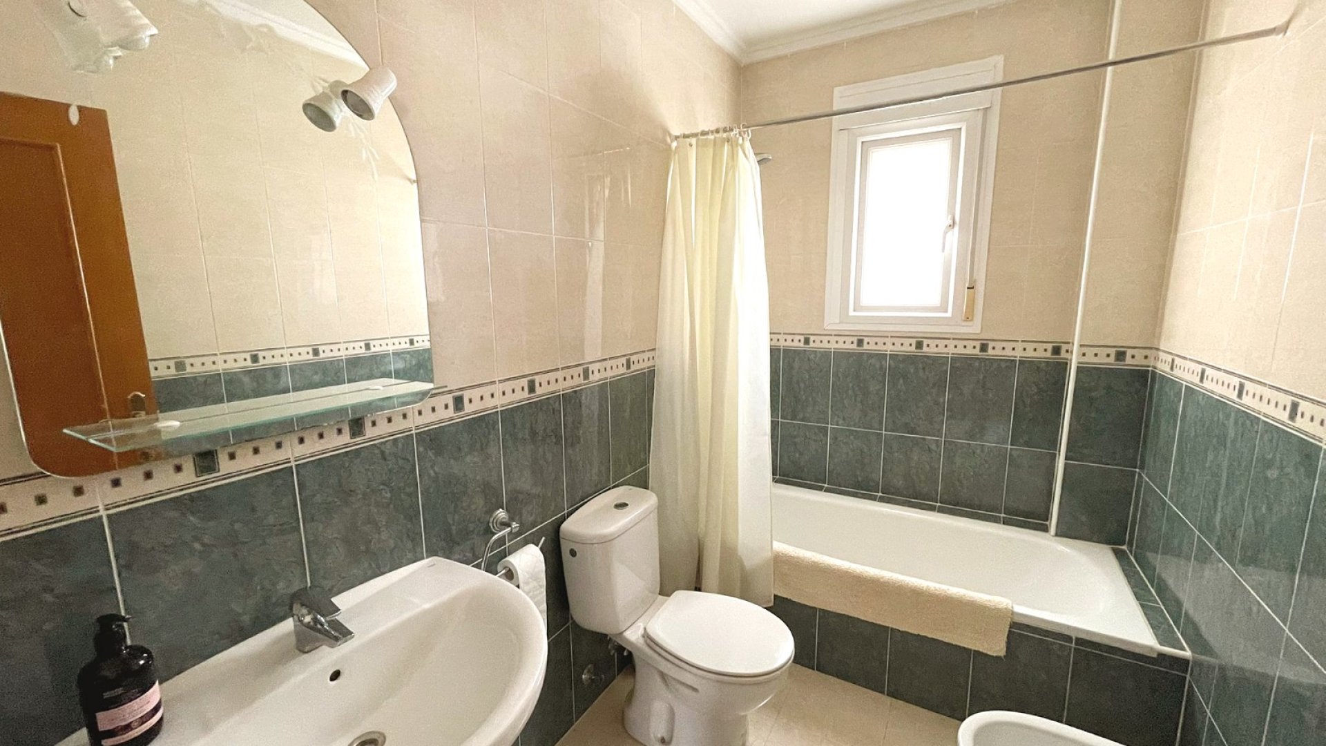 Resale - Villa -
Ciudad Quesada - Airstrip