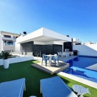 Resale - Villa -
Ciudad Quesada - Altos del golf i