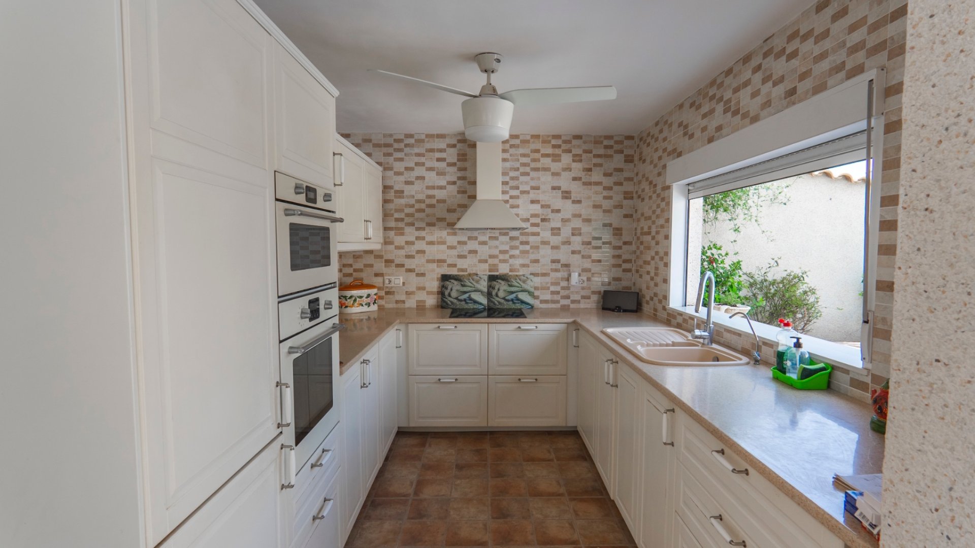 Resale - Villa -
Ciudad Quesada - Campo De Golf La Marquesa