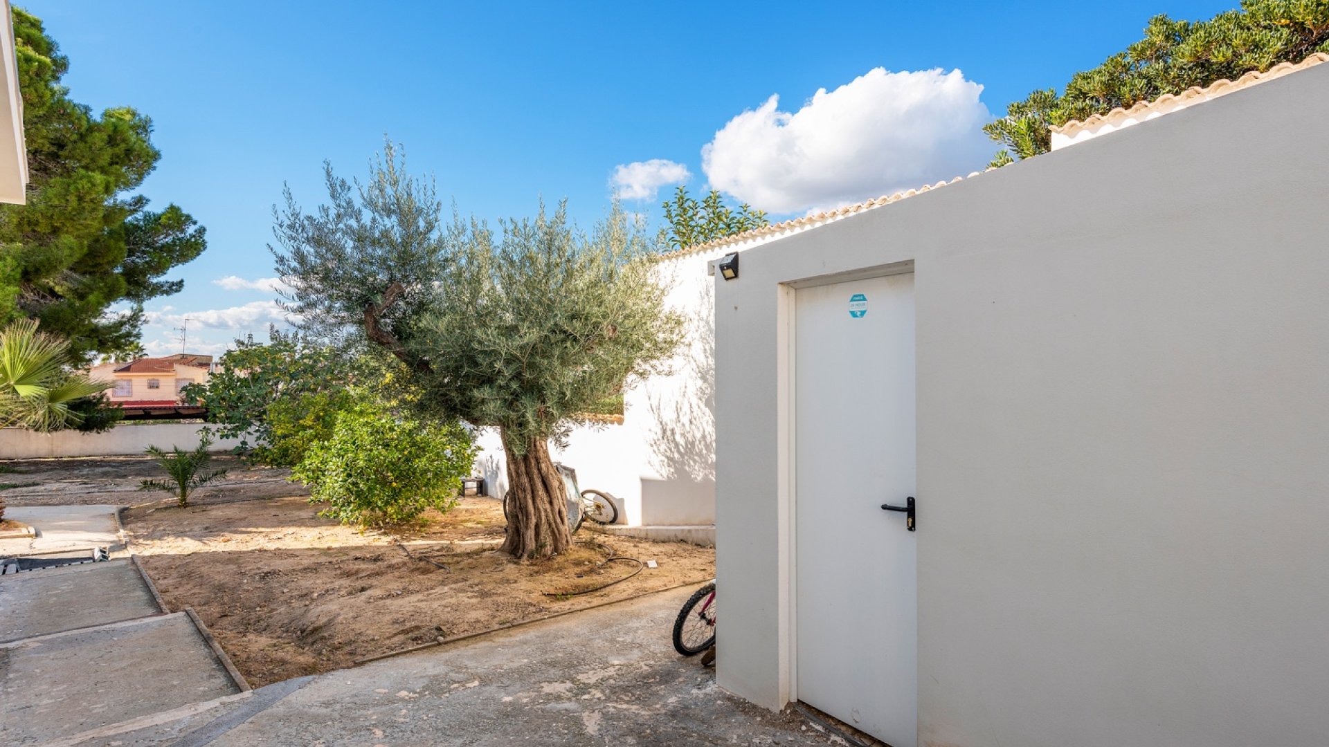 Resale - Villa -
Ciudad Quesada - Central Quesada