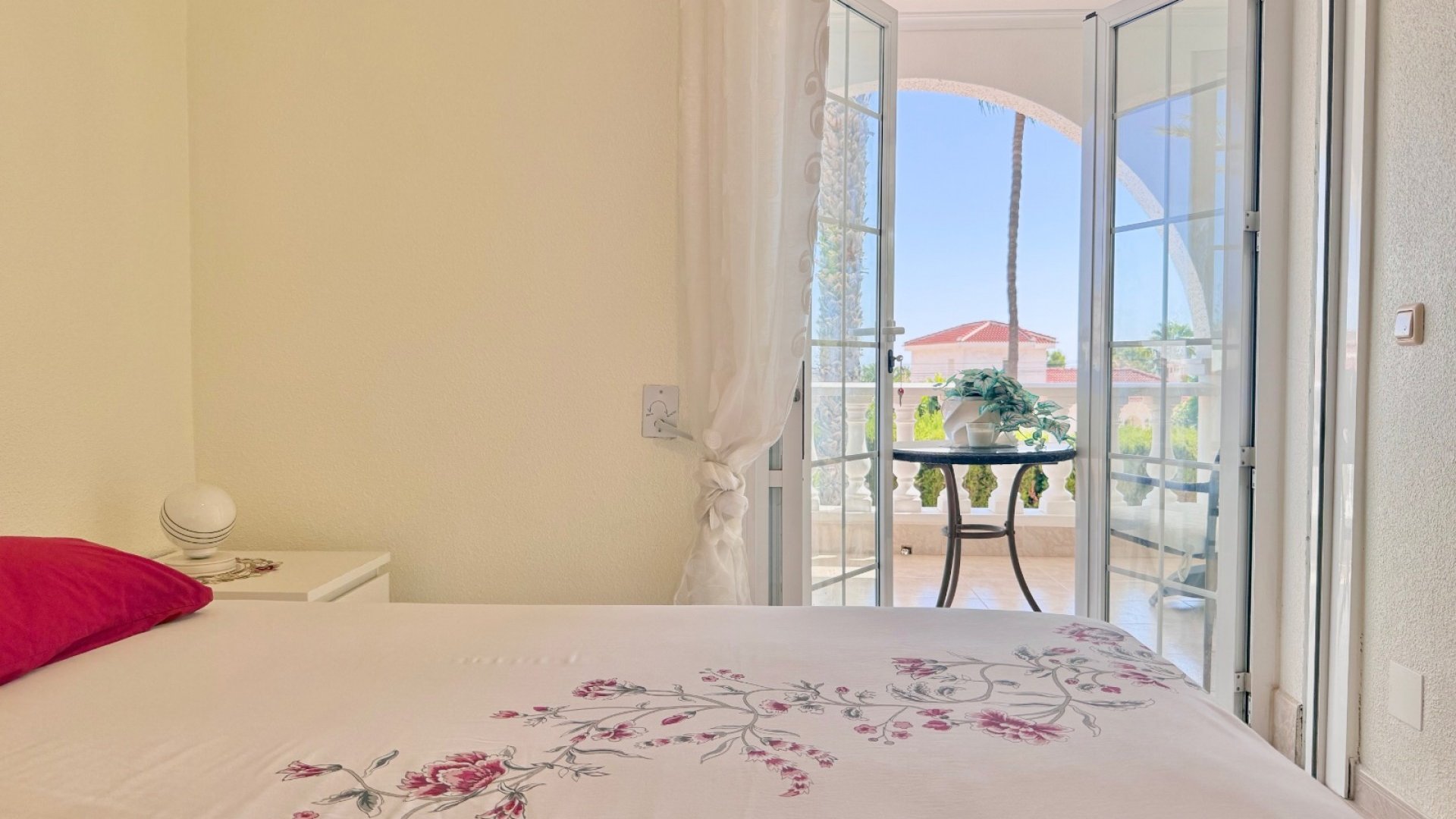 Resale - Villa -
Ciudad Quesada - Centro de la Ciudad Quesada