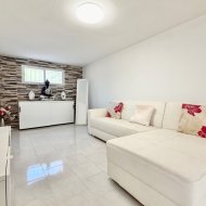 Resale - Villa -
Ciudad Quesada - Centro de la Ciudad Quesada
