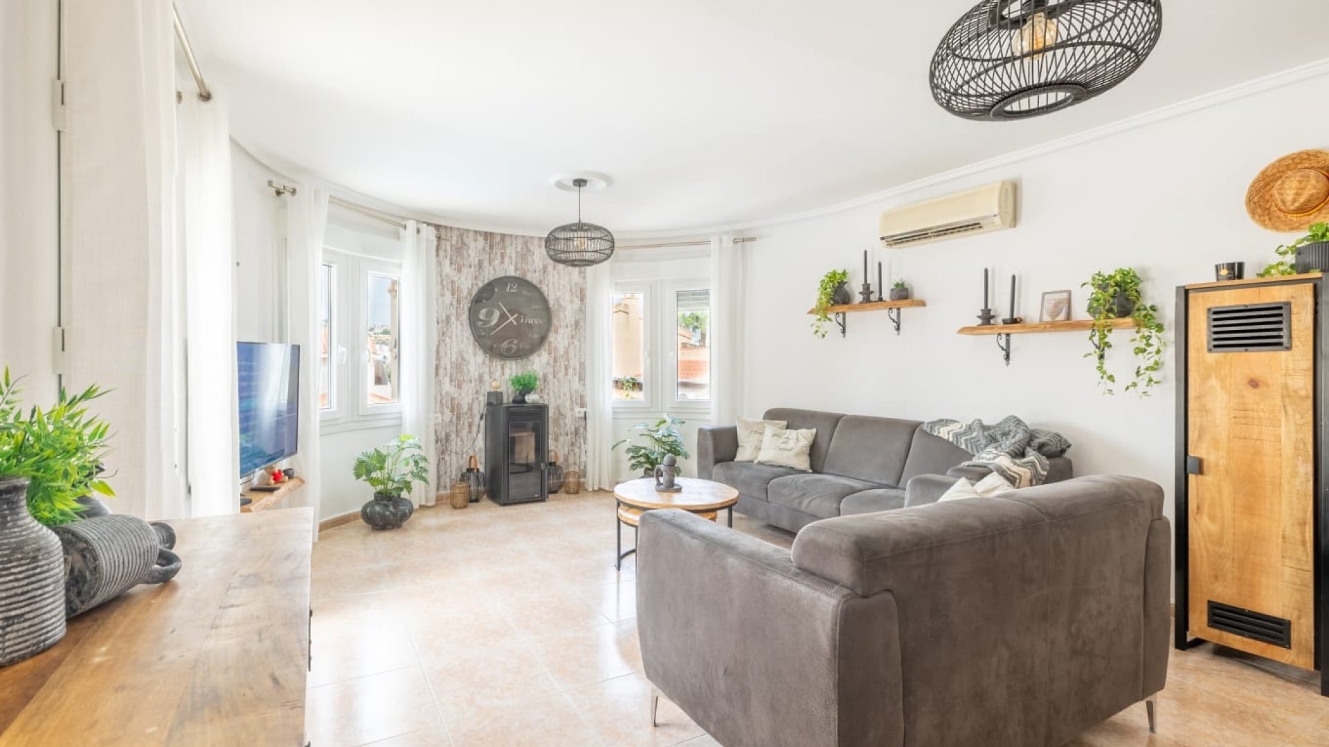 Resale - Villa -
Ciudad Quesada - Costa Blanca