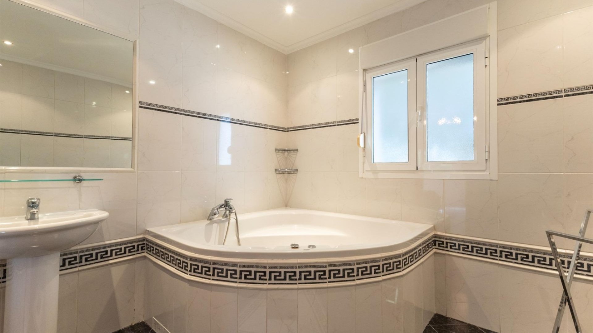 Resale - Villa -
Ciudad Quesada - Doña Pepa