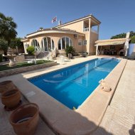 Resale - Villa -
Ciudad Quesada - Doña Pepa