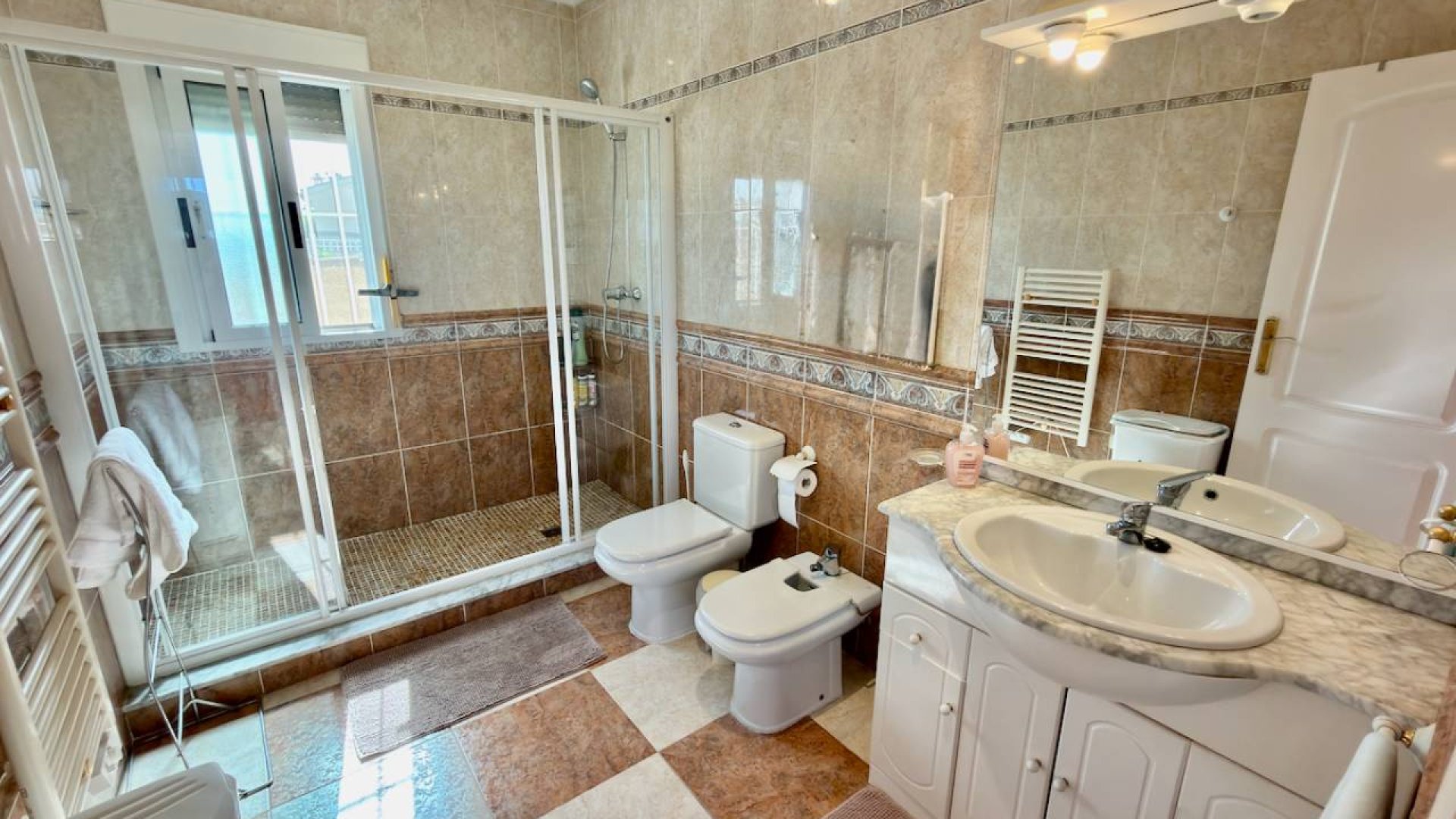Resale - Villa -
Ciudad Quesada - Doña Pepa