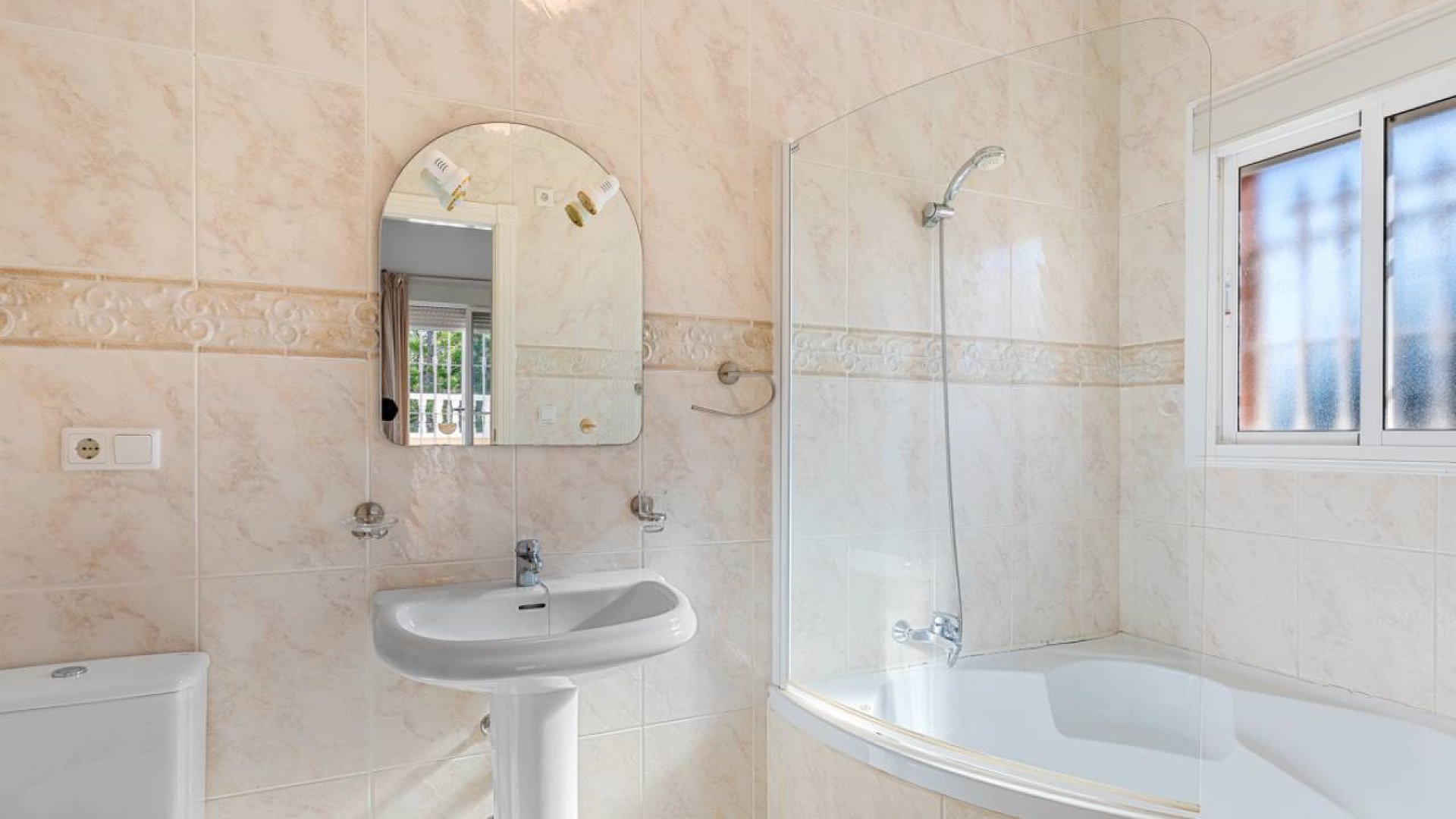 Resale - Villa -
Ciudad Quesada - Doña Pepa