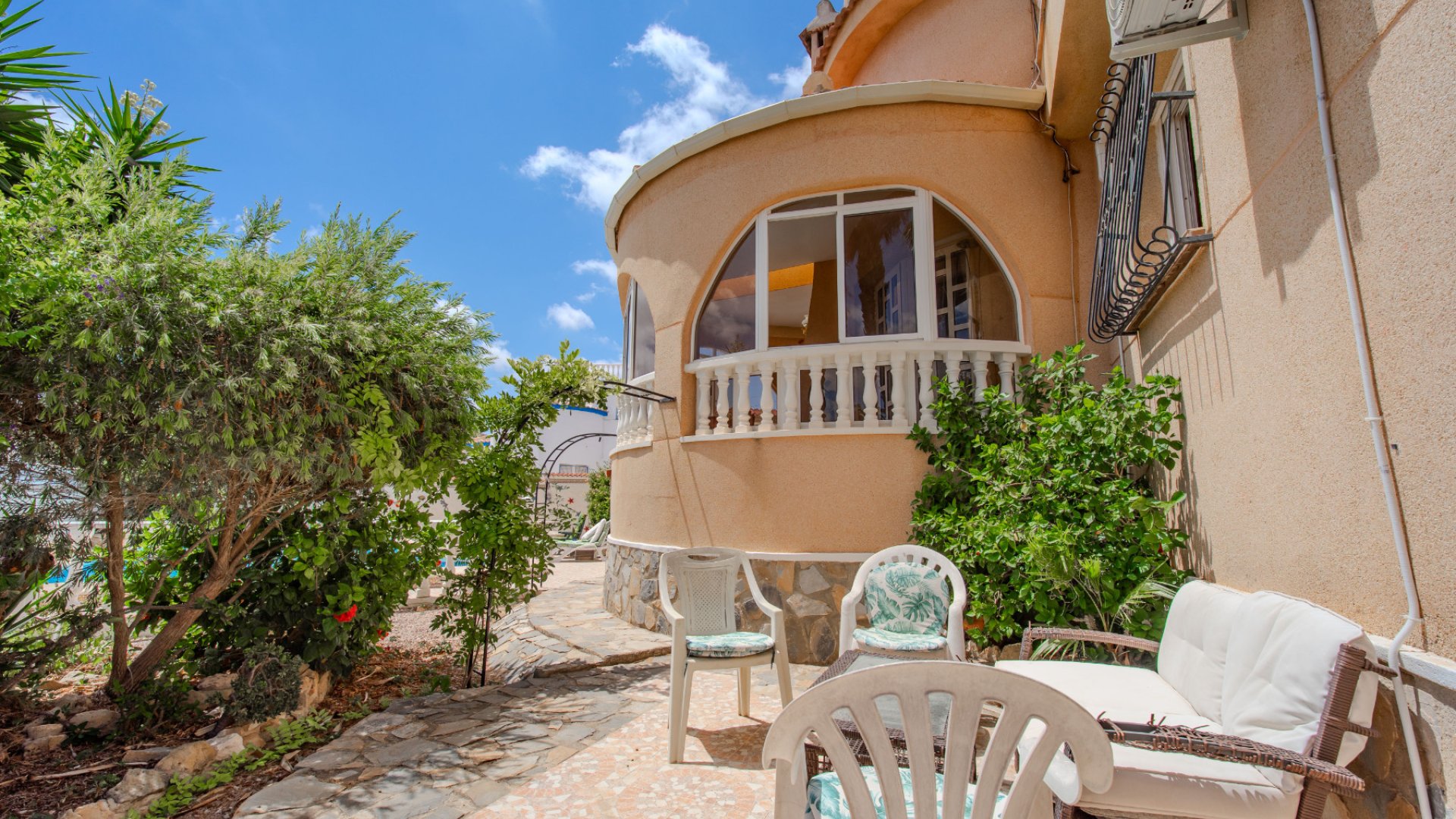 Resale - Villa -
Ciudad Quesada - La Marquesa Golf