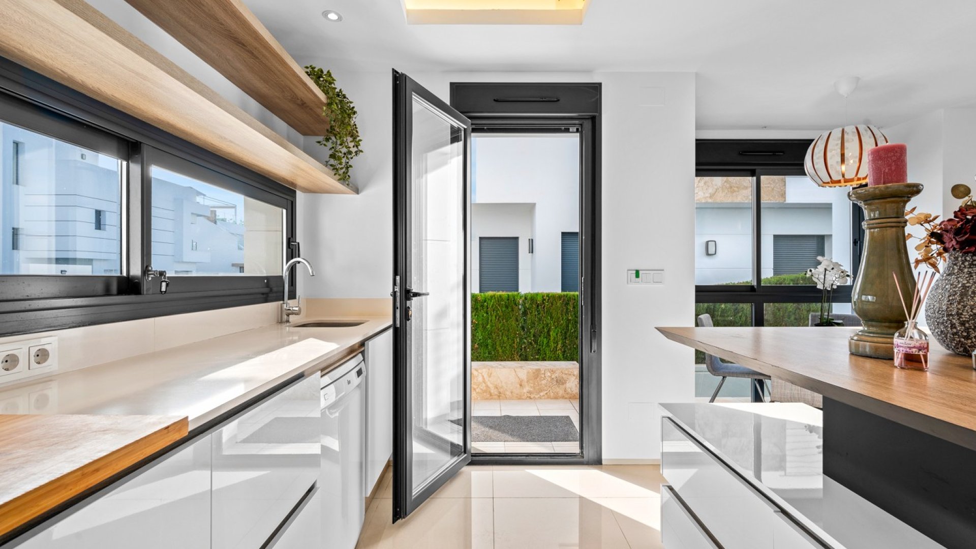 Resale - Villa -
Ciudad Quesada - Lo Marabú