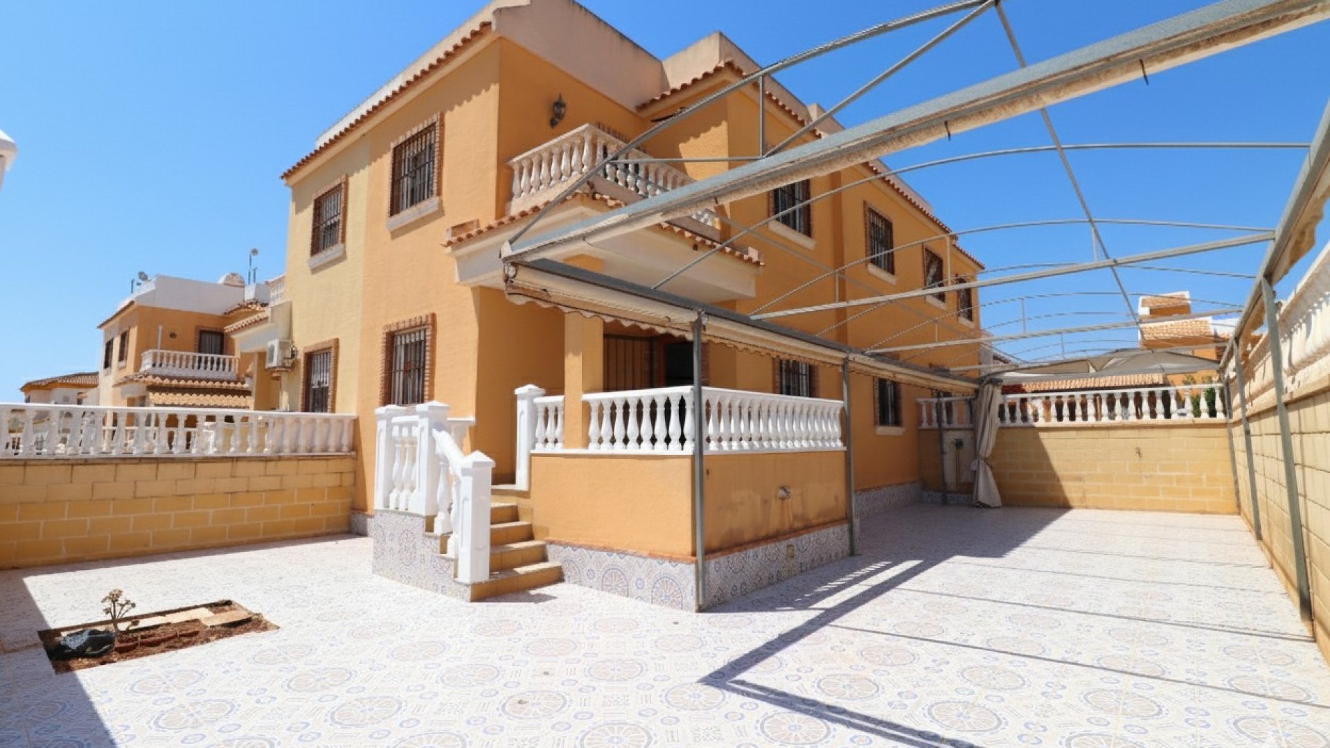 Resale - Villa -
Ciudad Quesada - Lo Marabú