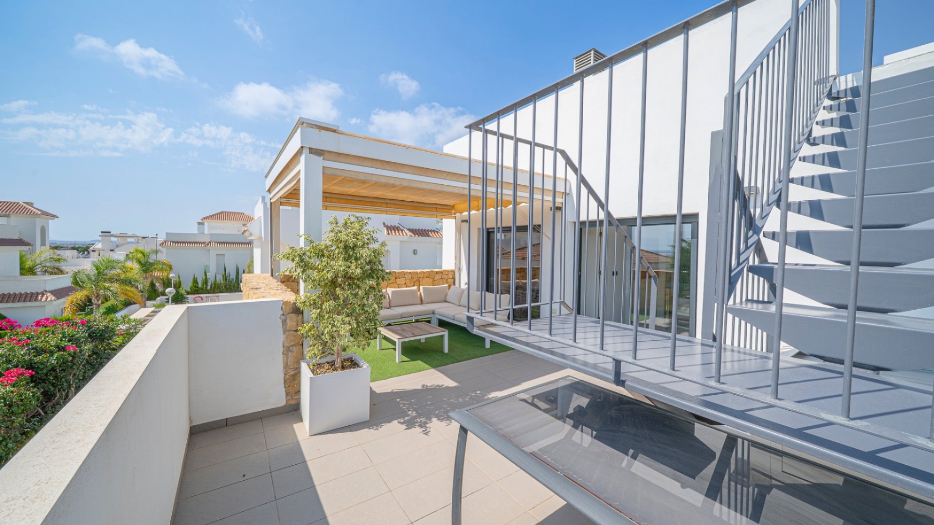 Resale - Villa -
Ciudad Quesada - Lo Pepin