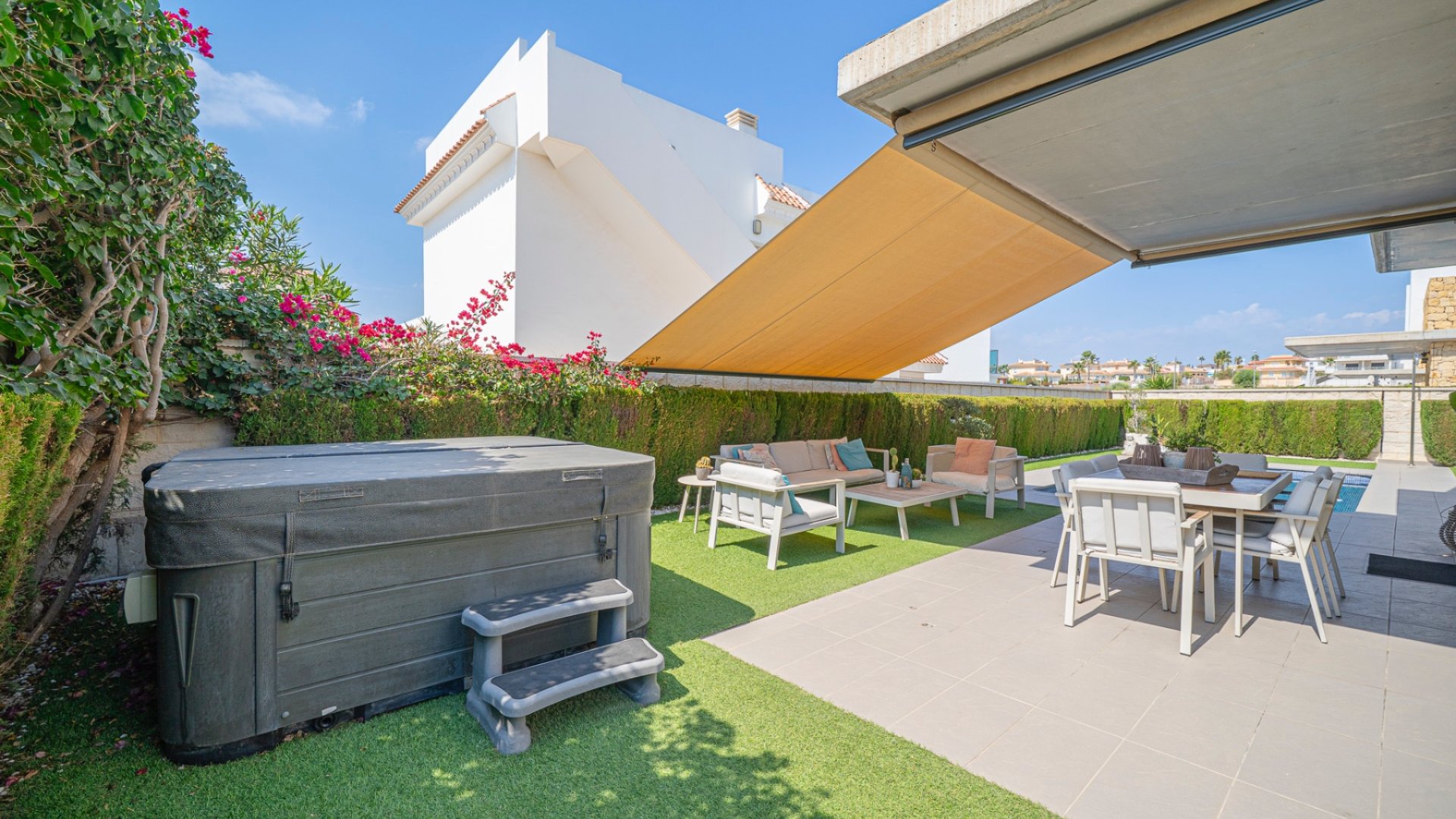 Resale - Villa -
Ciudad Quesada - Lo Pepin