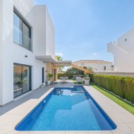 Resale - Villa -
Ciudad Quesada - Lo Pepin
