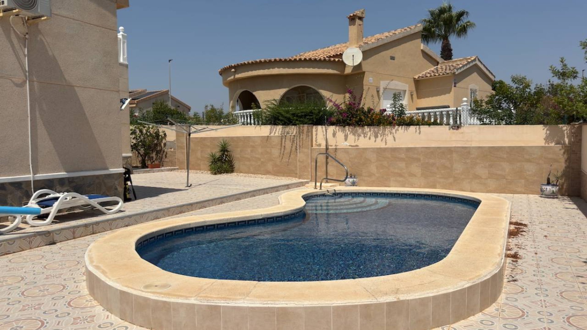 Resale - Villa -
Ciudad Quesada - Lo Pepin