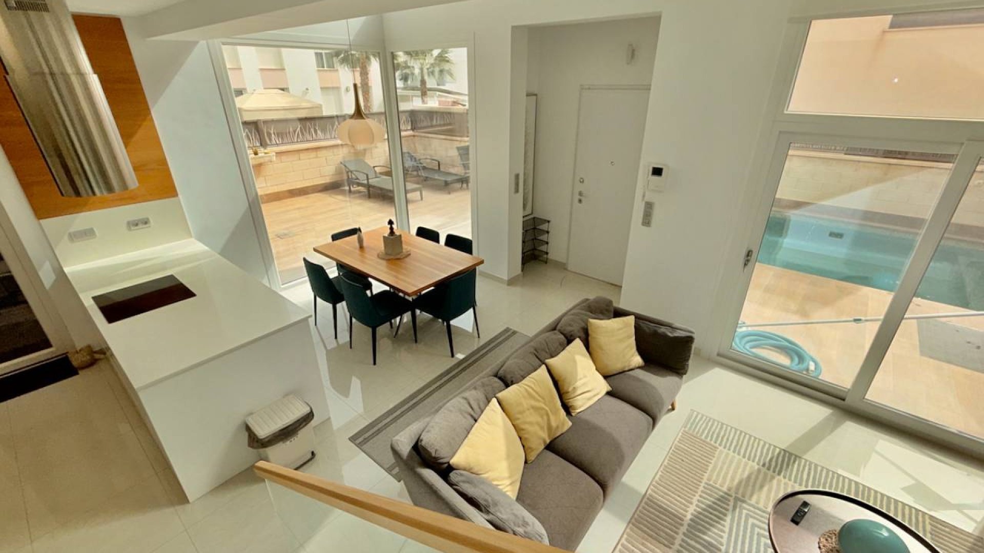 Resale - Villa -
Ciudad Quesada - Pueblo Bravo