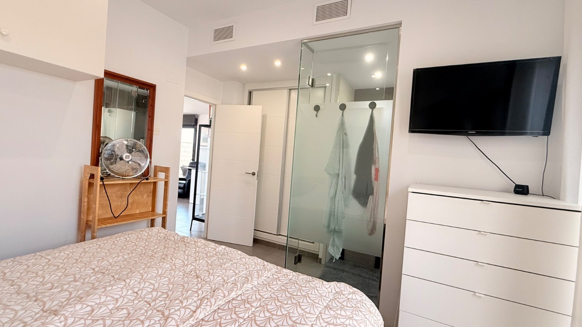 Resale - Villa -
Ciudad Quesada - Pueblo Bravo