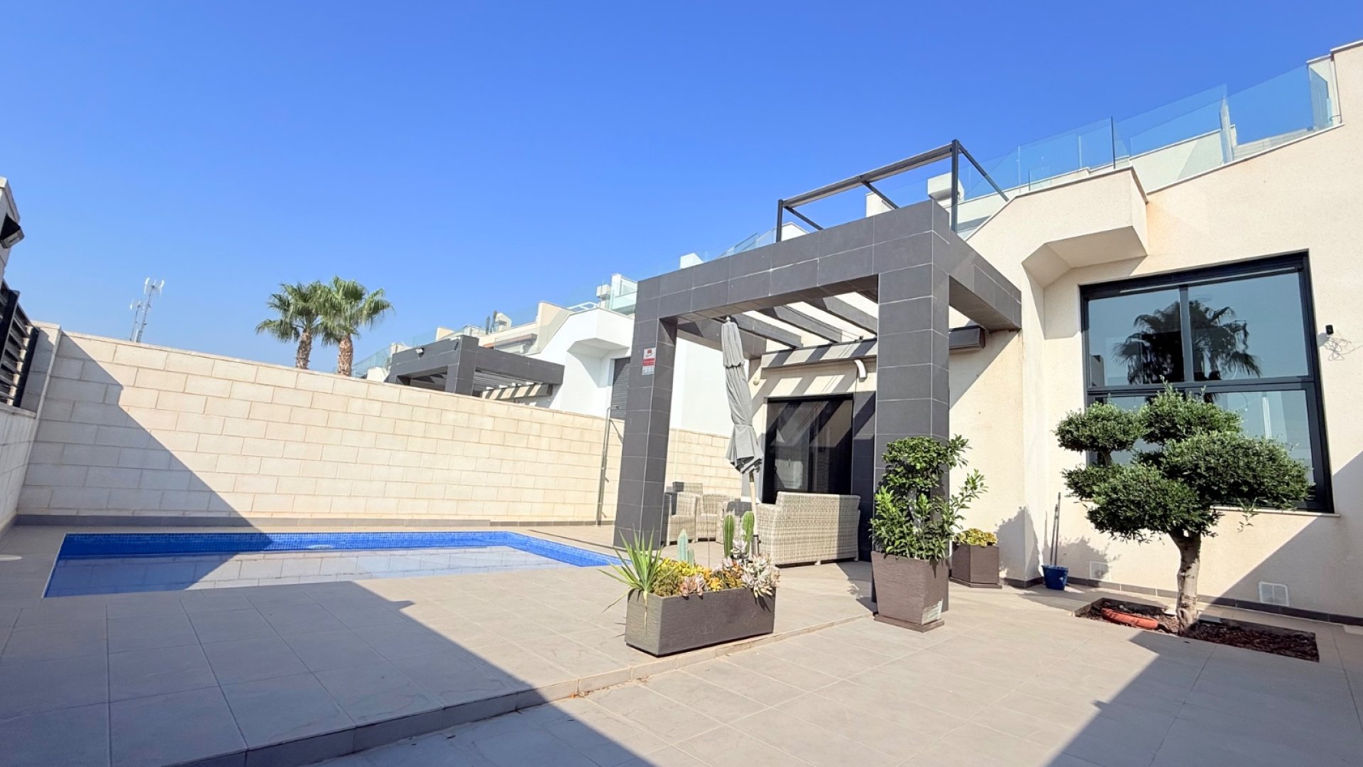 Resale - Villa -
Ciudad Quesada - Pueblo Bravo