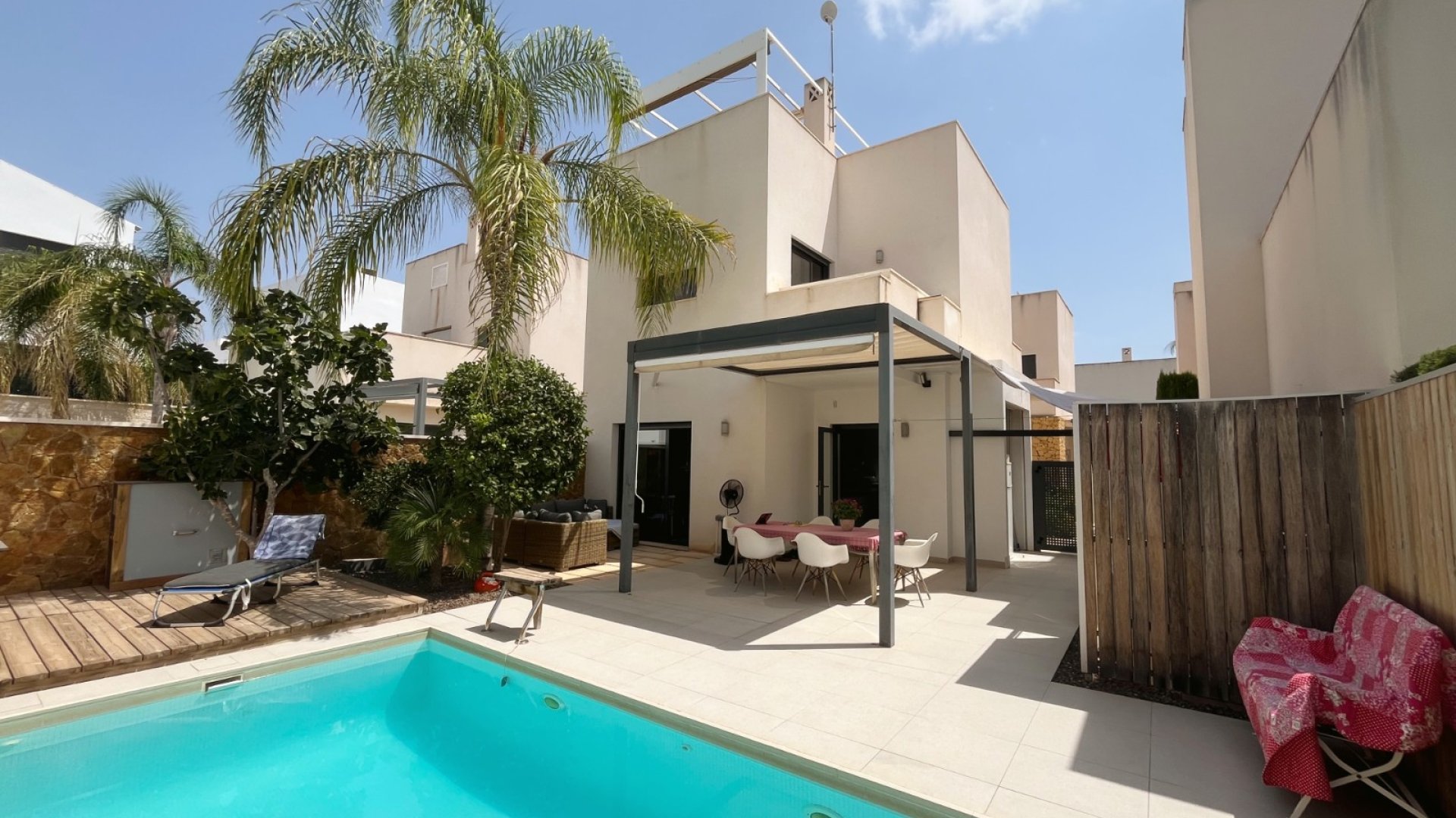 Resale - Villa -
Ciudad Quesada - Pueblo Bravo