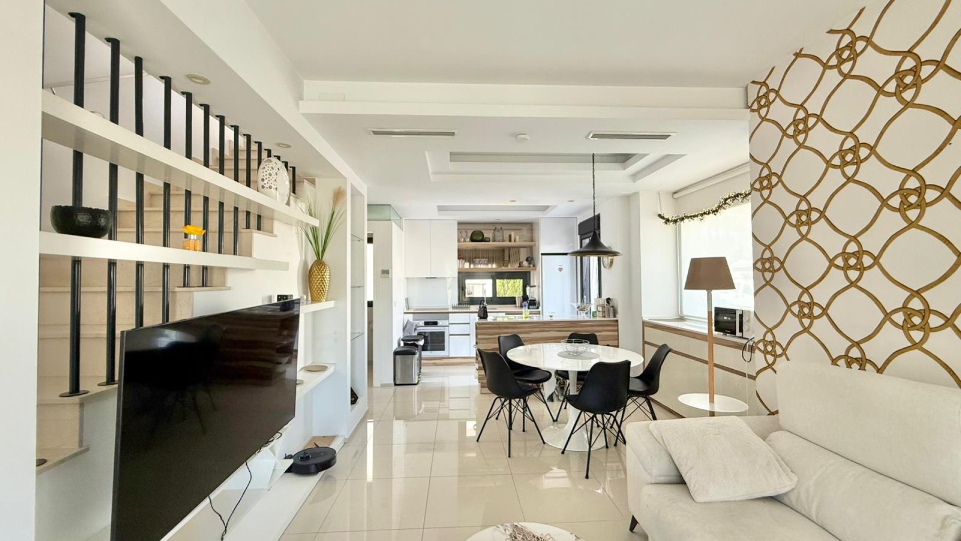 Resale - Villa -
Ciudad Quesada - Pueblo Bravo