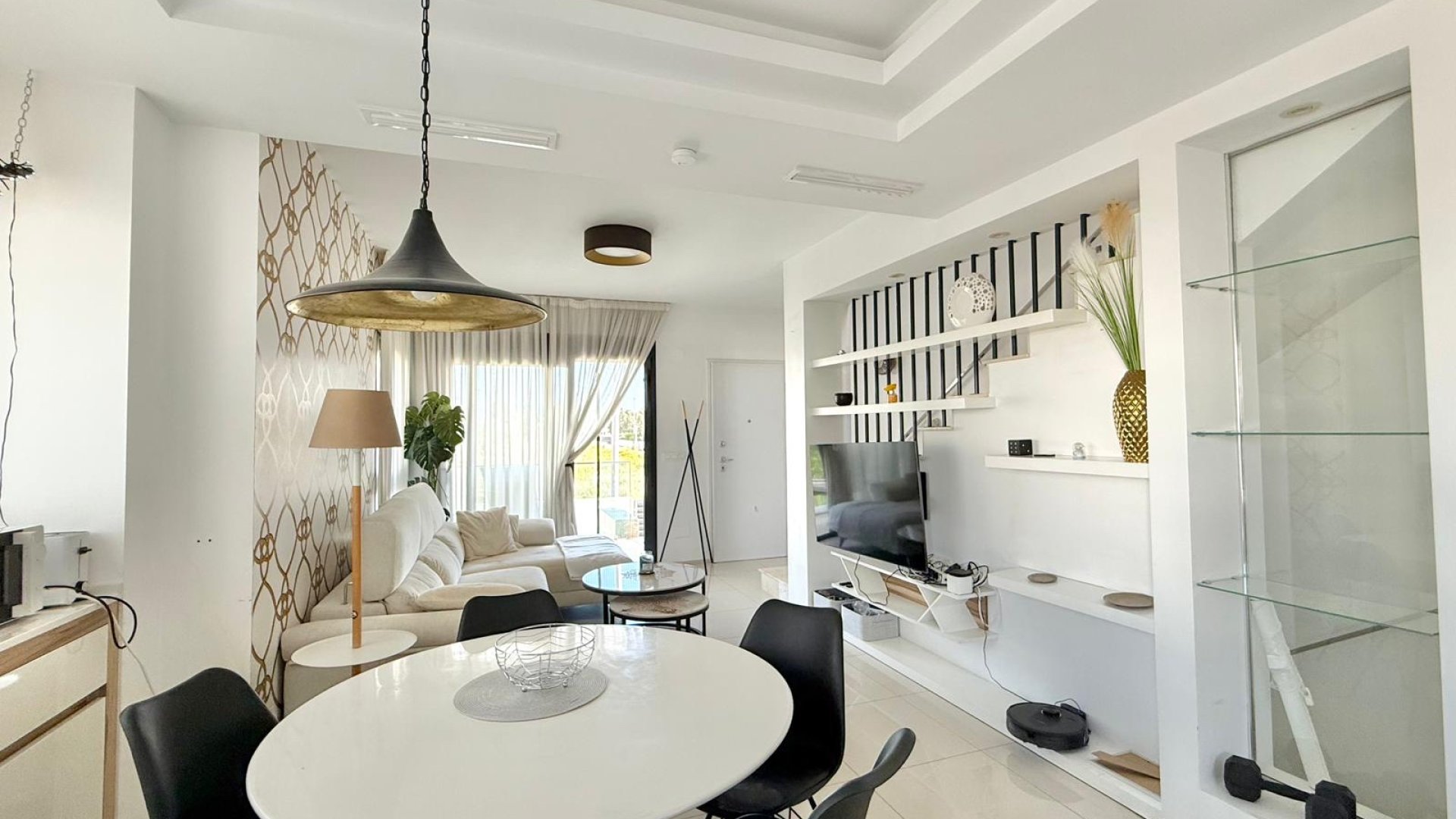 Resale - Villa -
Ciudad Quesada - Pueblo Bravo