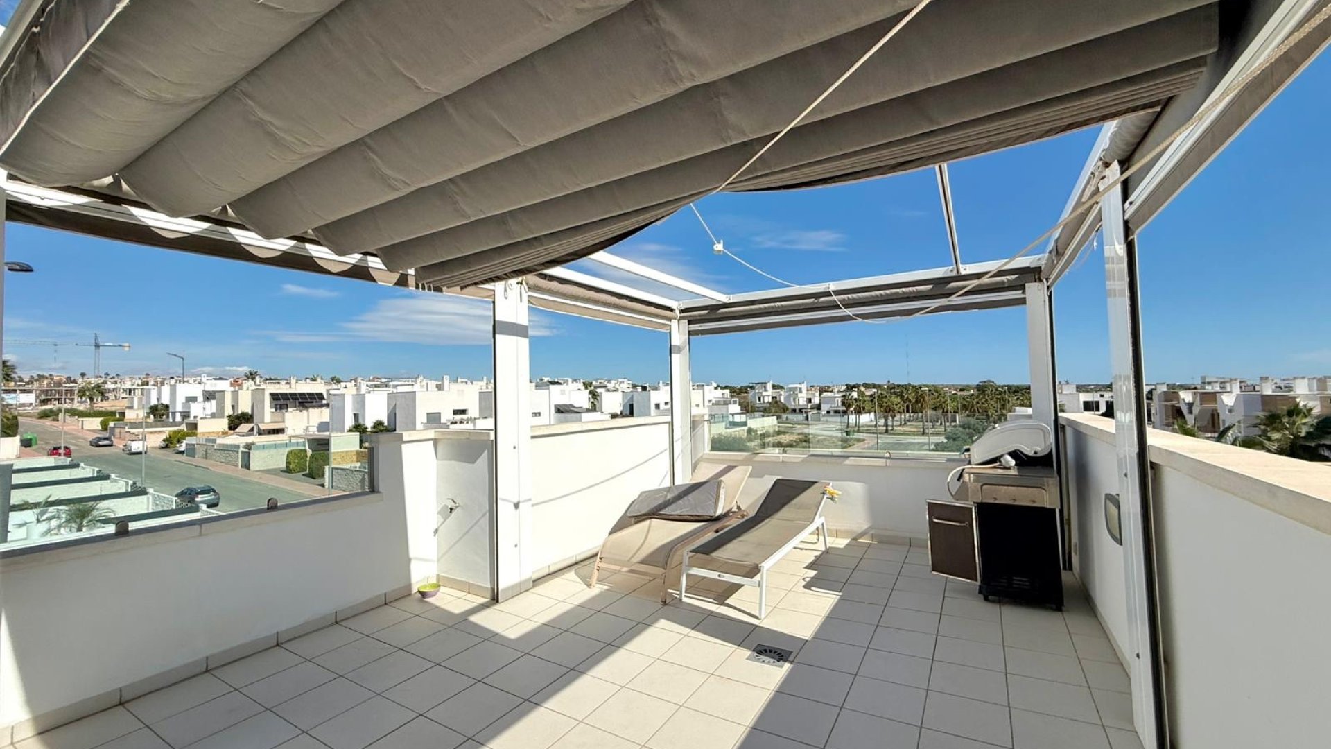 Resale - Villa -
Ciudad Quesada - Pueblo Bravo