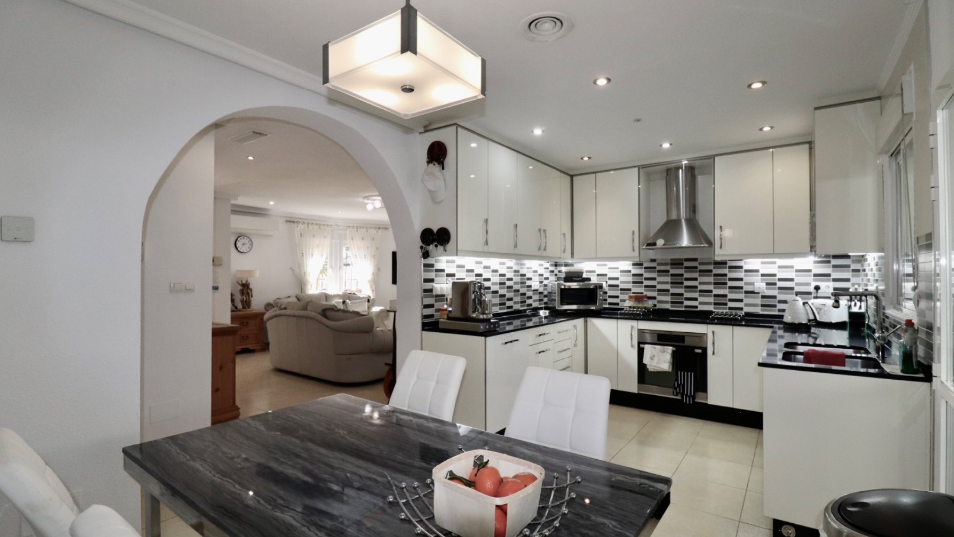 Resale - Villa -
Ciudad Quesada - Quesada Center
