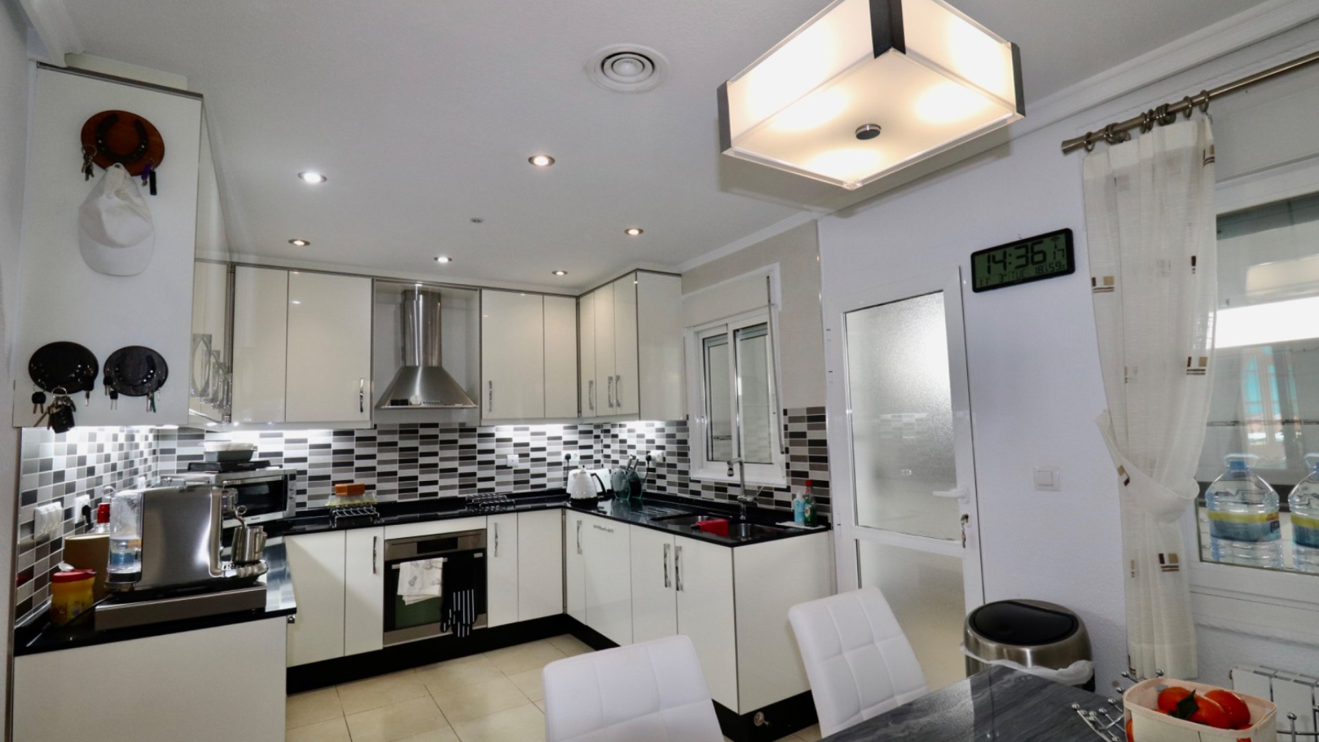 Resale - Villa -
Ciudad Quesada - Quesada Center