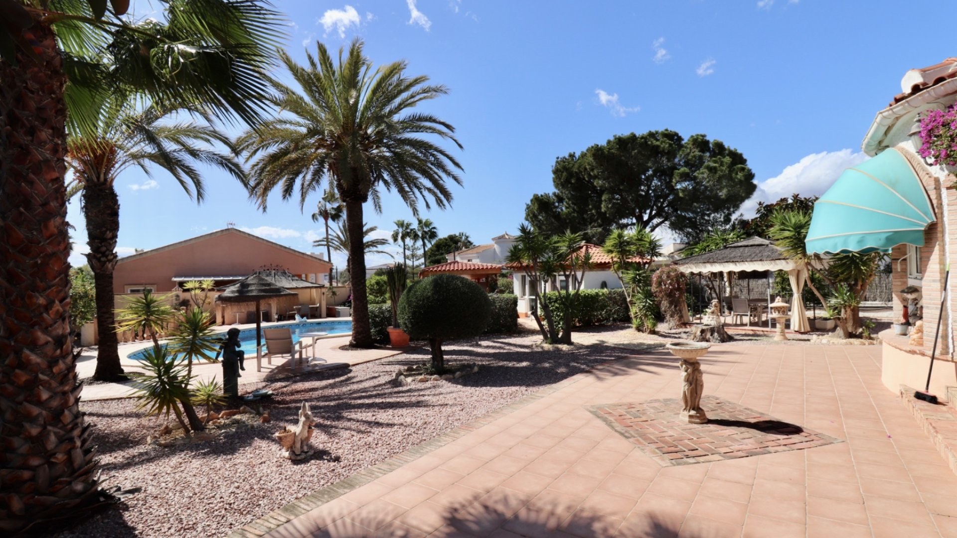Resale - Villa -
Ciudad Quesada - Quesada Center