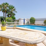 Resale - Villa -
Ciudad Quesada - town