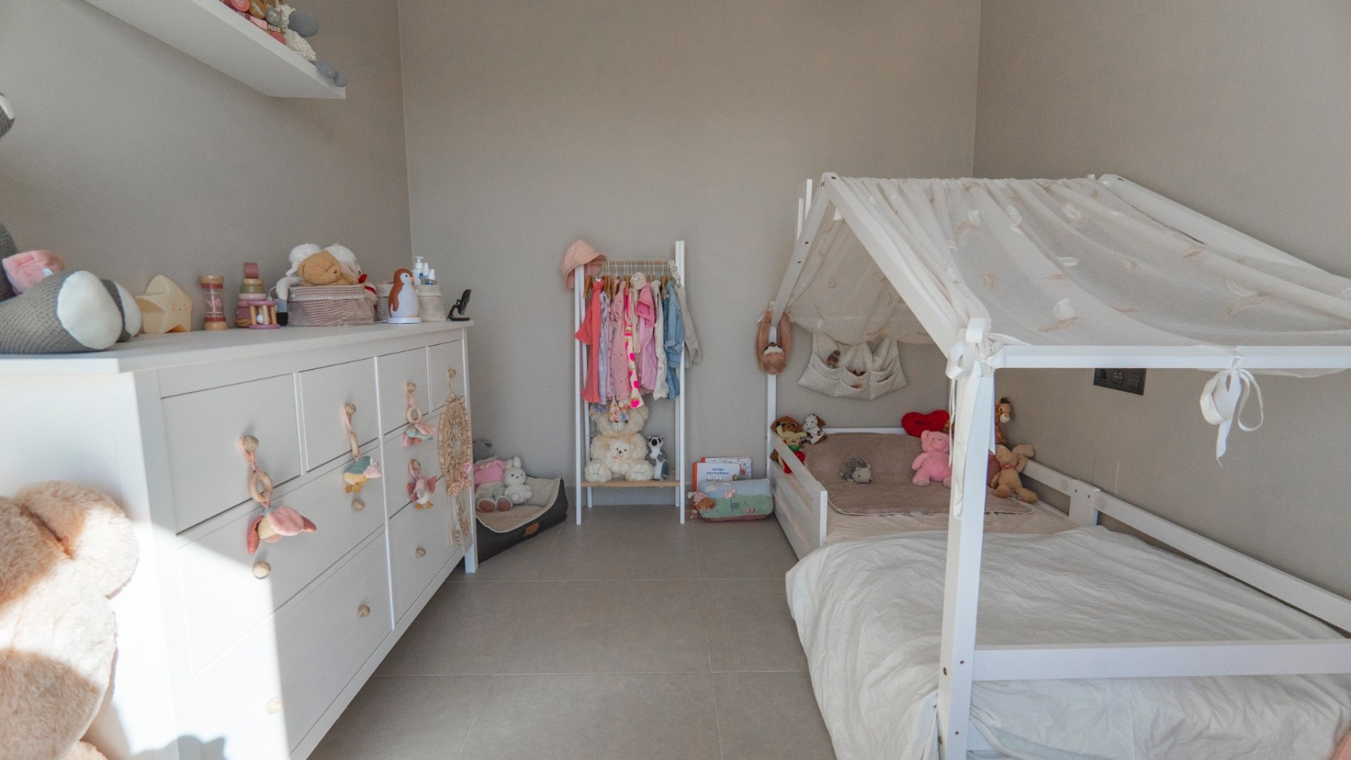 Resale - Villa -
Ciudad Quesada - town