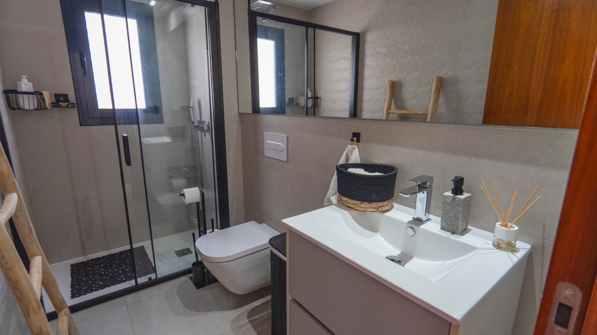 Resale - Villa -
Ciudad Quesada - town