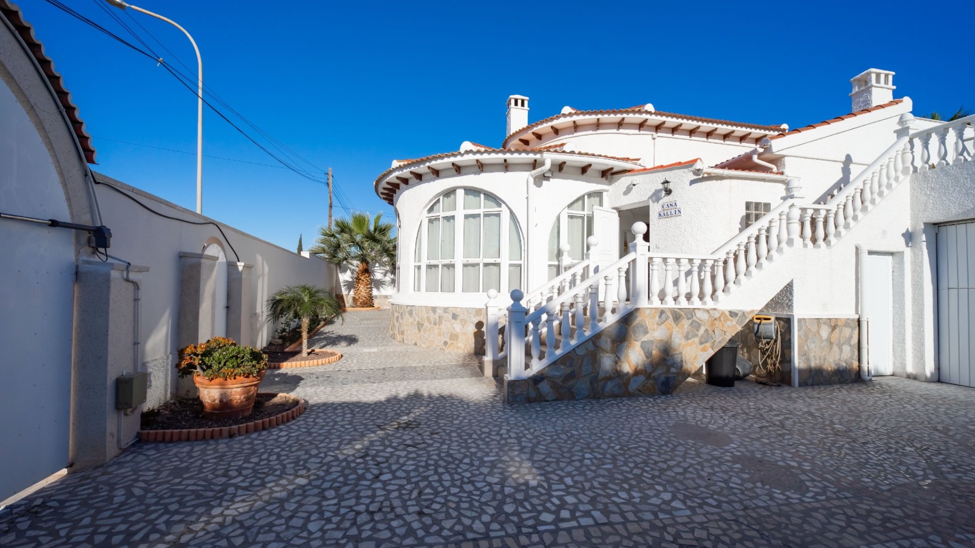 Resale - Villa -
Ciudad Quesada - town