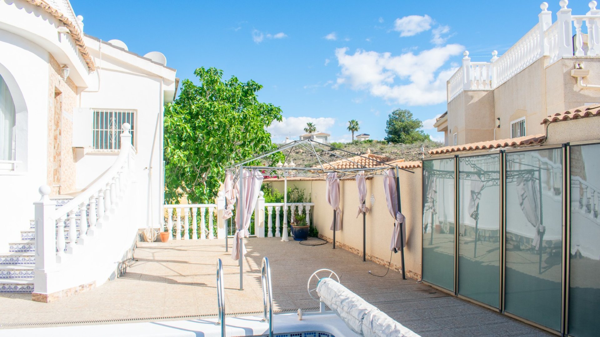 Resale - Villa -
Ciudad Quesada - Urbanizaciones