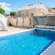 Resale - Villa -
Ciudad Quesada - Urbanizaciones