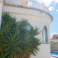 Resale - Villa -
Ciudad Quesada - Urbanizaciones