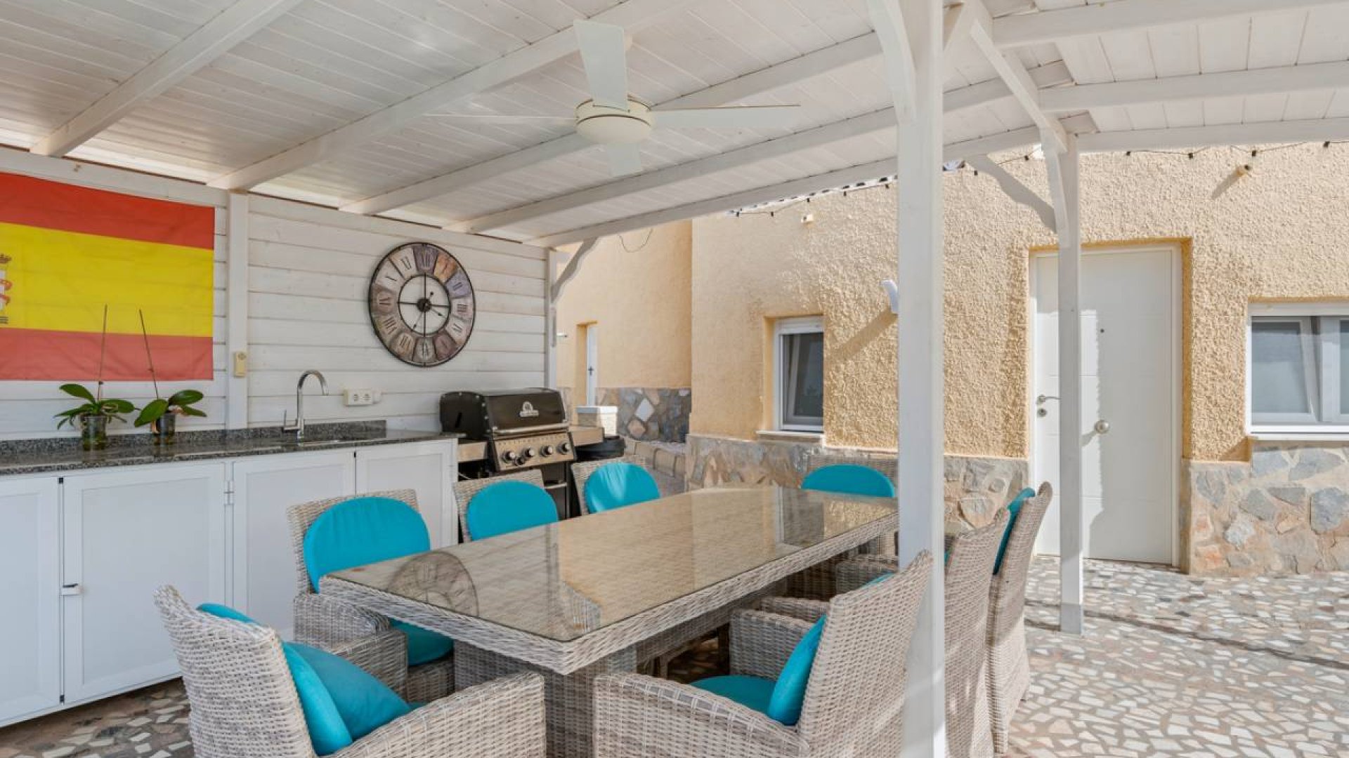 Resale - Villa -
Ciudad Quesada